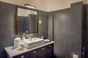 Writer's Lodge By Ishq