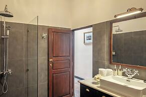 Writer's Lodge By Ishq