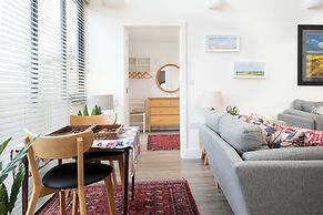 Wild Chive Lodge, Brada Quarry