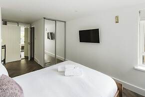 ;Stunning 2BD Apartment in Maida Vale