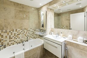 ;Stunning 2BD Apartment in Maida Vale