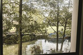 ;Stunning 2BD Apartment in Maida Vale