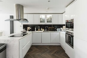;Stunning 2BD Apartment in Maida Vale
