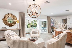 Luxury Beach House With a View