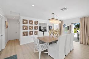 Luxury Beach House With a View