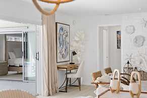 Luxury Beach House With a View