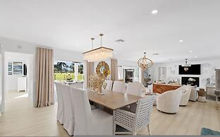 Luxury Beach House With a View