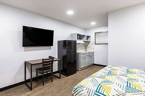 Studio 6 Hickory, NC