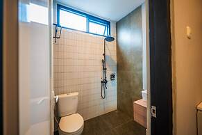 Elge Hotel and Villa Sarangan