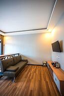 Elge Hotel and Villa Sarangan