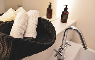 One & Only Nassa Penthouse With Large Private Terrace