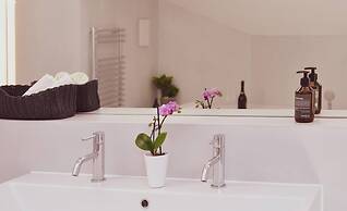 One & Only Nassa Penthouse With Large Private Terrace