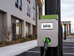 La Quinta Inn And Suites By Wyndham Lincoln