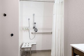 La Quinta Inn And Suites By Wyndham Lincoln