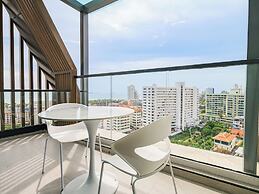 Beverly Mountain Bay, Trademark Collection By Wyndham