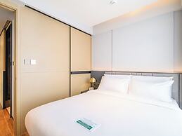 Beverly Mountain Bay, Trademark Collection By Wyndham
