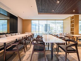 Beverly Mountain Bay, Trademark Collection By Wyndham