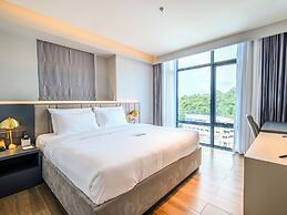 Beverly Mountain Bay, Trademark Collection By Wyndham
