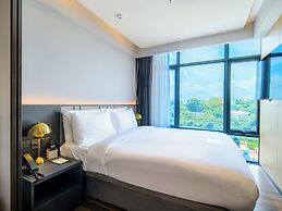 Beverly Mountain Bay, Trademark Collection By Wyndham