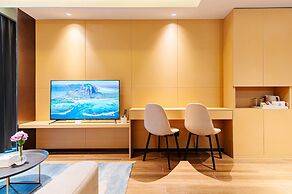 Beverly Mountain Bay, Trademark Collection By Wyndham