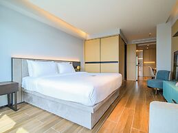 Beverly Mountain Bay, Trademark Collection By Wyndham
