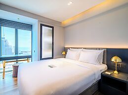 Beverly Mountain Bay, Trademark Collection By Wyndham