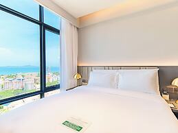 Beverly Mountain Bay, Trademark Collection By Wyndham