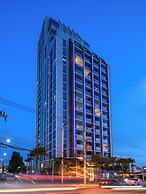 Beverly Mountain Bay, Trademark Collection By Wyndham