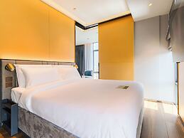 Beverly Mountain Bay, Trademark Collection By Wyndham