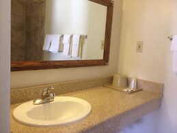 Economy Inn