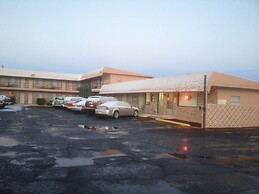 Economy Inn