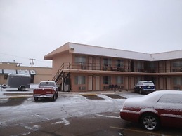 Economy Inn
