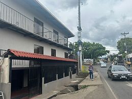 Airport SJO5 min -Marianas Apartments