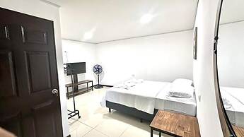 Airport SJO5 min -Marianas Apartments