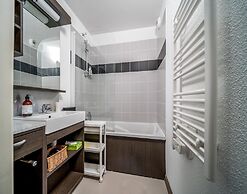 Apartment in Allos With Mountain Views