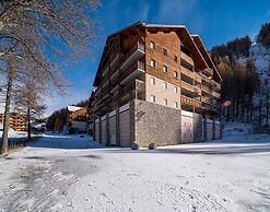 Apartment in Allos With Mountain Views