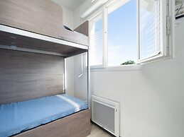 Cozy Villa Near Serignan Beach