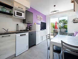 Cozy Villa Near Serignan Beach