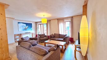 Alpine Comfort Ski Slopes