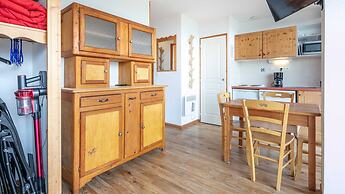 Cozy Chamrousse Apartment