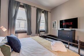 Casa Queen East Jaw Dropping 3BR Suite