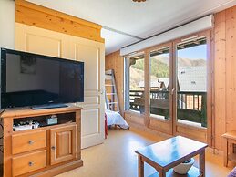 Apartment in Saint-sorlin With Mountain View