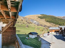 Apartment in Saint-sorlin With Mountain View