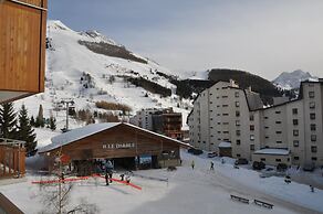 Cozy Ski Base Apartment