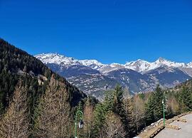 Apartment in Modane With Mountain Views