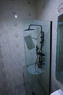 Ringruby Hotel, Oduduwa Way