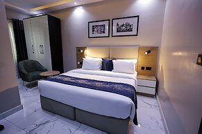 Ringruby Hotel, Oduduwa Way