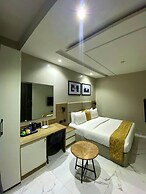Ringruby Hotel, Oduduwa Way