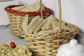 Ringruby Hotel, Oduduwa Way