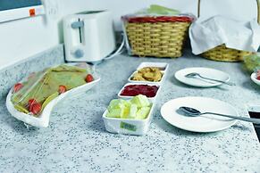 Ringruby Hotel, Oduduwa Way